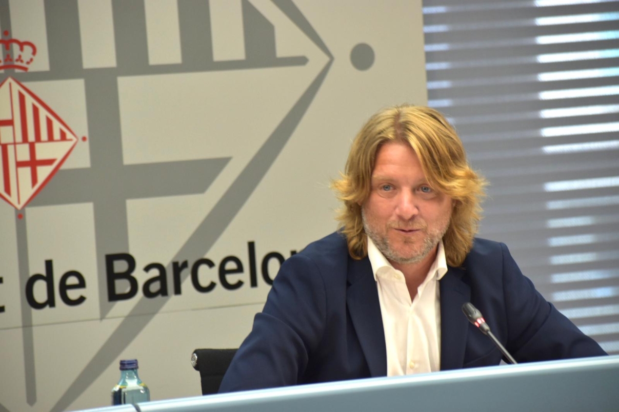 David Escudé, a la roda de premsa.