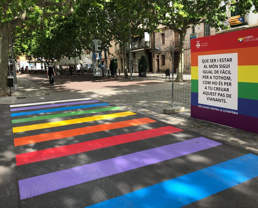 ESPLUGUES DIVERSA I ORGULLOSA