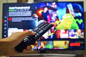El PSC pressiona perquè la nova llei de l’audiovisual protegeixi el català