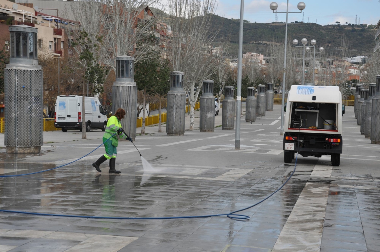 Equip_audiovisuals_neteja-viaria-de-la-rambla-del-carmel