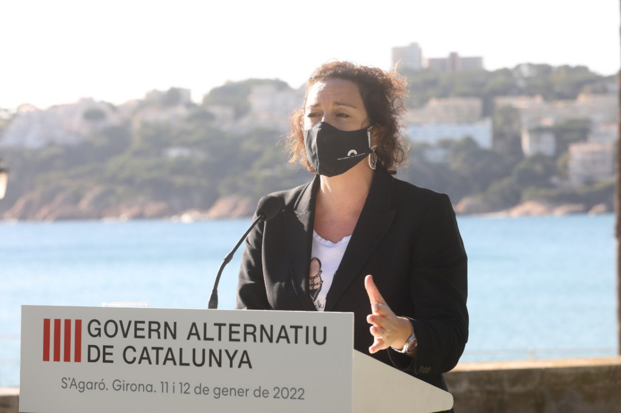 Alícia Romero en S'Agaró con el Govern Alternatiu de Cataluña