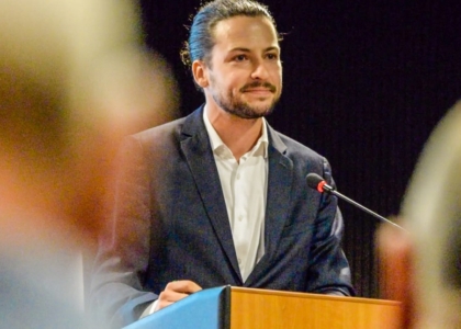 Entrevista a Adrià Lamelas: "Lloret de Mar ha de tenir un Ajuntament fort"