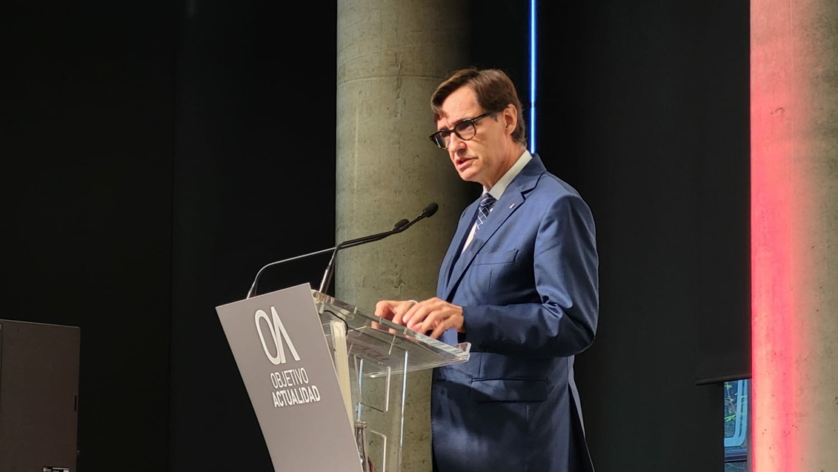 Salvador Illa en la conferencia-coloquio 'Catalunya, España, Europa', organizada por el diario El Correo en el Palacio Euskalduna de Bilbao, en el marco del ciclo de encuentros 'Objetivo Actualidad'.