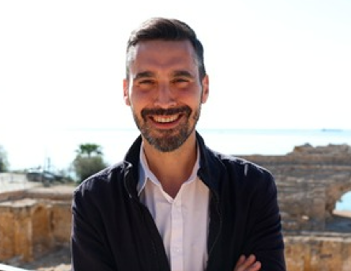 2.- Alberto Bondesio Martínez