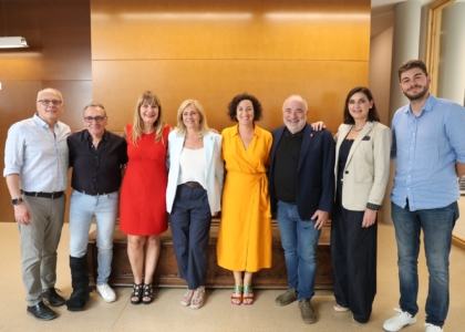 Alícia Romero i Sonia Guerra amb els candidats i candidates